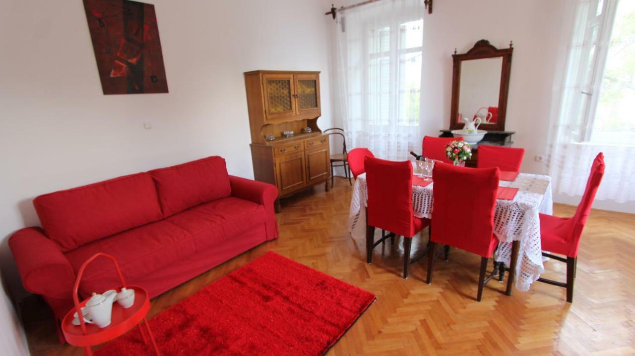 Apartment Palazzo Sare Vrbnik  Exterior photo